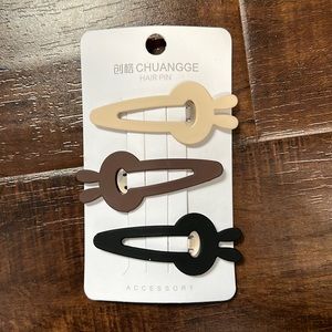 NWT Bunny Hair Clips!